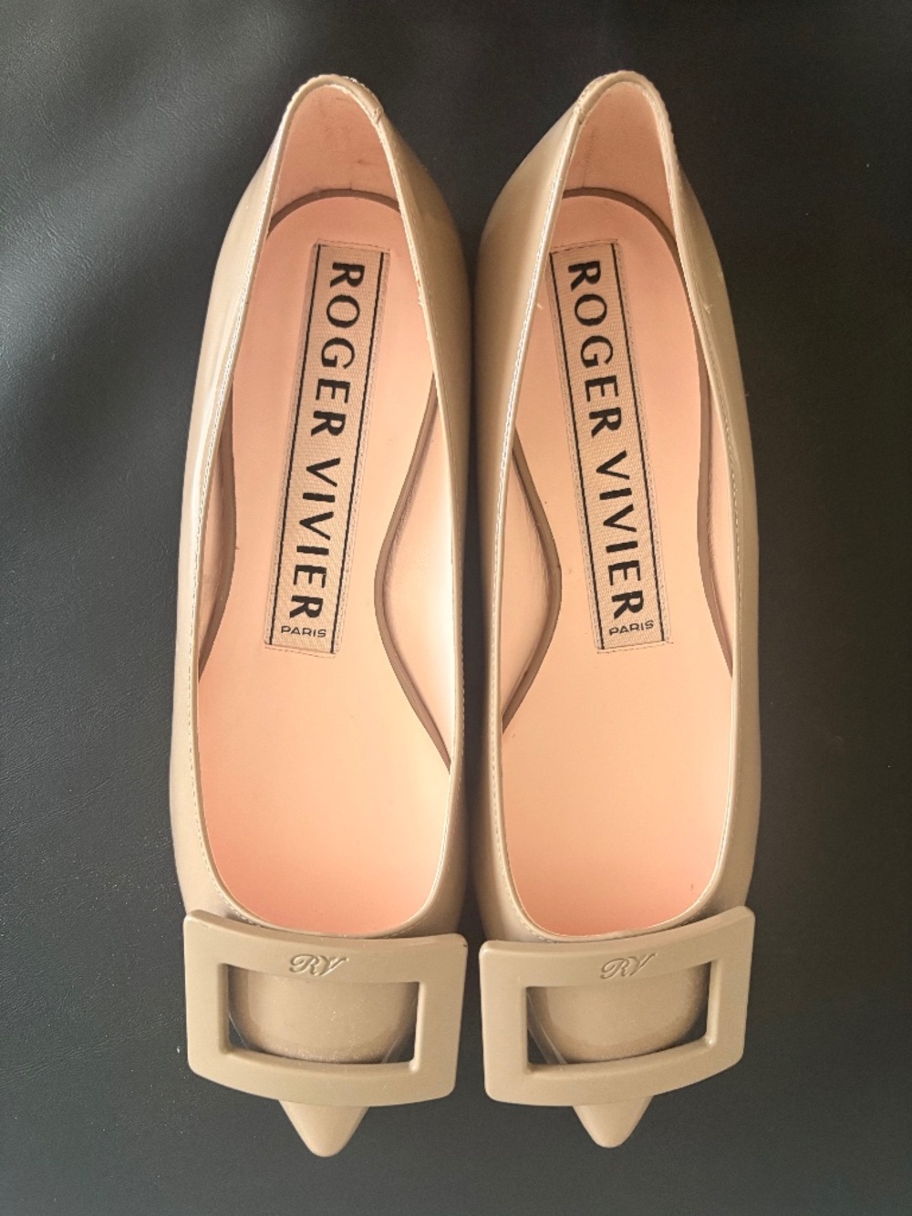 Roger Vivier Paris Buckle Flats